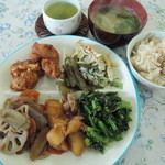 惣菜かぼす - お惣菜ワンプレートランチ830円