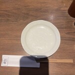 炭旬 - 取り皿と割り箸