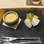 野菜割烹 あき吉 - プリンが絶品。テイクアウト用もあります。