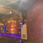 OVERWHELM HAMBURGER & BAR STAND - 