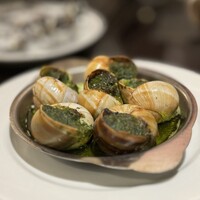 ビストロ ボナップ - エスカルゴのブルゴーニュ風