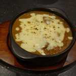 うしWAKA - 〆に焼きチーズ和牛カレー880円を注文し