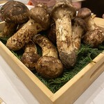 蕎麦割烹  倉田 - 信州上田産　松茸