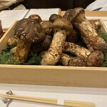 蕎麦割烹  倉田 - 信州上田産　松茸