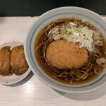 爽亭 - みしまコロッケそば＋いなり(2ヶ)