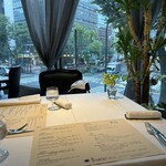 レストラン アルティザン（restaurant Artisan） - やや暗めの照明