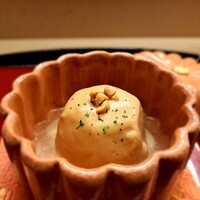 赤坂 菊乃井 - ⚫【強肴】
                    「小蕪風呂炊き　胡桃味噌　胡桃　振り柚子」