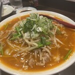 金町製麺 - 味噌そば（ピリ辛）950円