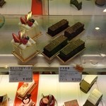 エコール・クリオロ 本店 - ちょっと珍しい「生キキ」がありました。