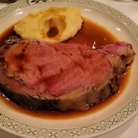 ロウリーズ・ザ・プライムリブ 恵比寿ガーデンプレイス店 - 