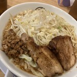 麺屋しずる - 料理写真:大ラーメン