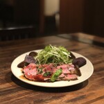蔵＋蕎麦 な嘉屋 - 夜メニューの「常陸牛のローストビーフ」