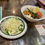 キッチン あずま - ⭐︎ 千切りキャベツ　　　   税込      １３０ 円
      ⭐︎ ラペットウッ　　　　   税込      ８００ 円
      （ ミャンマーの茶葉サラダ ）