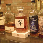 バー シスル - 店内の風景