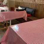 シカ肉レストラン あぷかの森 - テーブル席