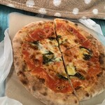 石窯pizzaのがにっちょ - マルゲリータ 680円
                                