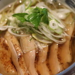 ・Soft chicken soba