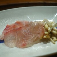 天一坊 - 鯛の昆布締め 松茸添えアップ