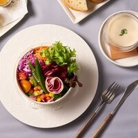 ランチを彩るセットメニュー