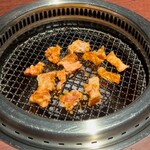 焼肉きたじま - 味噌味のガリが焼き上がってきました(o^^o)