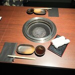 焼肉きたじま - おしぼり以外は事前にセッティングされています(o^^o)