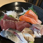 おさかな食堂 まーちゃん - お刺身定食・1,500円