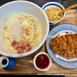 いちこま - カルボナーラうどん+とんかつ　1730円
