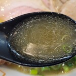 極麺 青二犀 - スープ