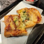 ライブカフェニシマルヤ - ピザトーストモーニング