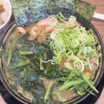 家系ラーメン王道家直伝 との丸家 八千代店 - 