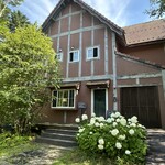 カフェ・ル・プティ・ニ・トロワ - 