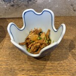 柳家 - 人形茸の酢の物、金時草