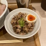 なにわ麺次郎 然 - 炙りチャーシュー丼