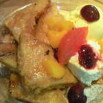 ザ パーク - 三種のフルーツのフレンチトースト