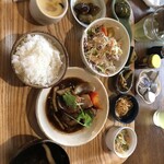 花音 - 豚の角煮定食