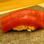 鮨処 凜 - 大将おまかせ　１５０００円（税込）　握り-３　厚岸産本鮪・赤身【２０２４年９月】