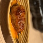 鶏処 藤 - 卵黄つくね