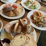 MORETHAN TAPAS LOUNGE - 