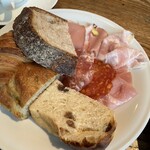 MORETHAN TAPAS LOUNGE - 