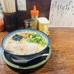 博多とんこつ 天神旗 - 本博多