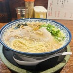 博多とんこつ 天神旗 - 