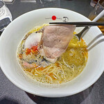 Japanese Soba Noodles 蔦 - 低温調理の豚ロースチャーシュー