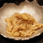 割烹さいお - お供はなめたけ