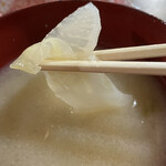 海鮮料理の店　岩沢 - 大根味噌汁