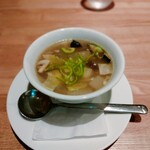 洋食 おがた - 野菜たっぷりのスープ