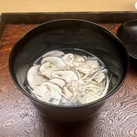 木山 - 岩手産松茸　京都豆腐　鱧出汁のお椀