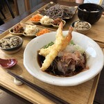 忠兵衛 ピース - 「えび天おろしそば」と「鴨汁のつけそば」