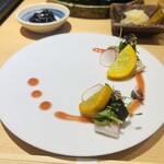 鮨 かぐら - 炙りカマス サラダ仕立て