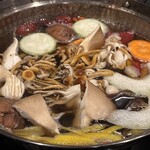 和牛すき焼き鍋くもまつ - 