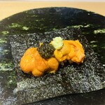 鮨 かぐら - 雲丹とキャビアの手巻き